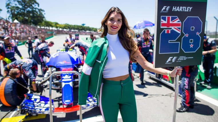 grid-girls-2.jpg