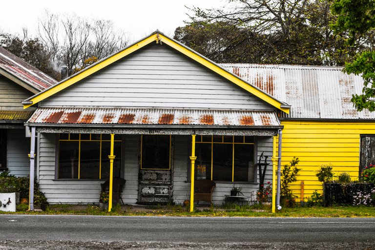 Old House Yellow (1 of 1).jpg