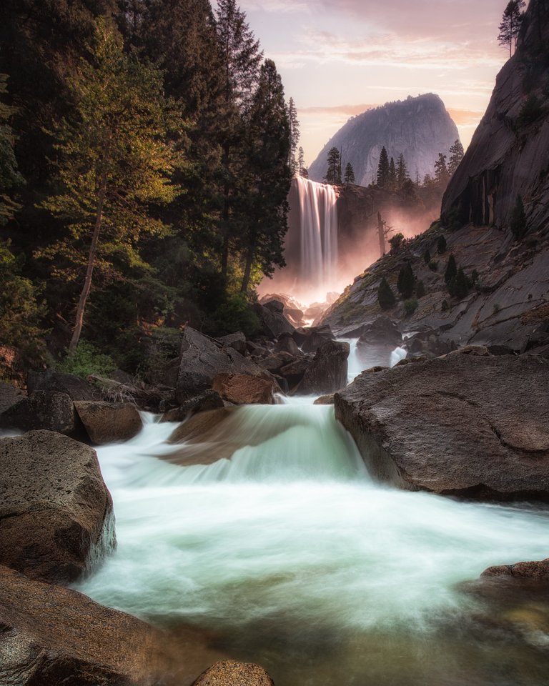 yosemite_vernalfalls_8_10_17-1.jpg