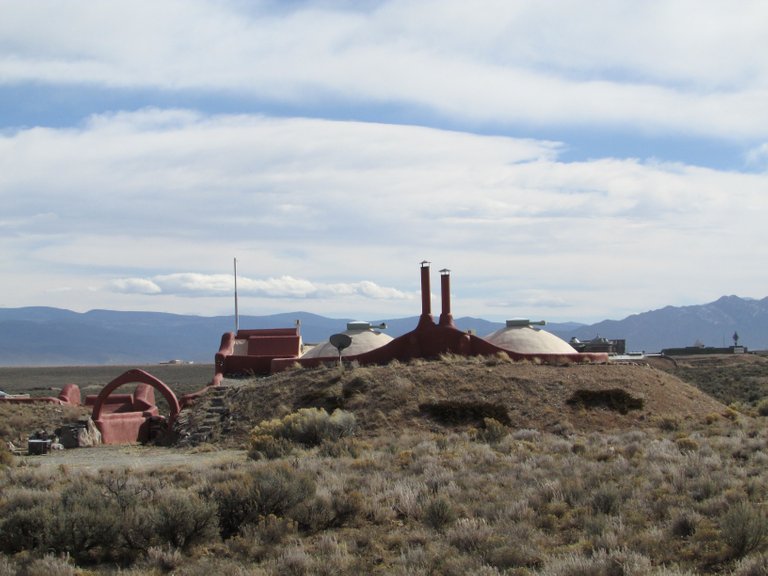 earthship4.JPG