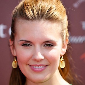 maggie-grace-4.jpg