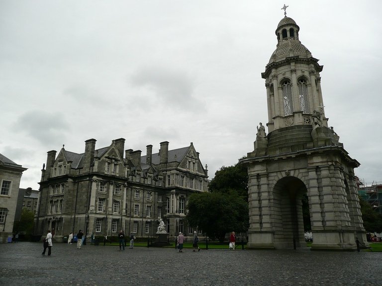 trinity-college-209401_960_720.jpg