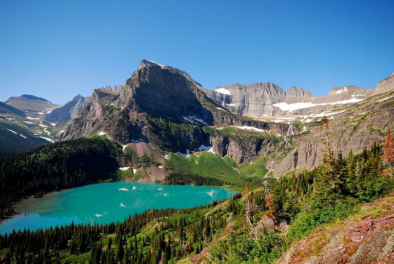 800px-Mount_Gould_from_Grinnell_Glacier_Trail_2.JPG