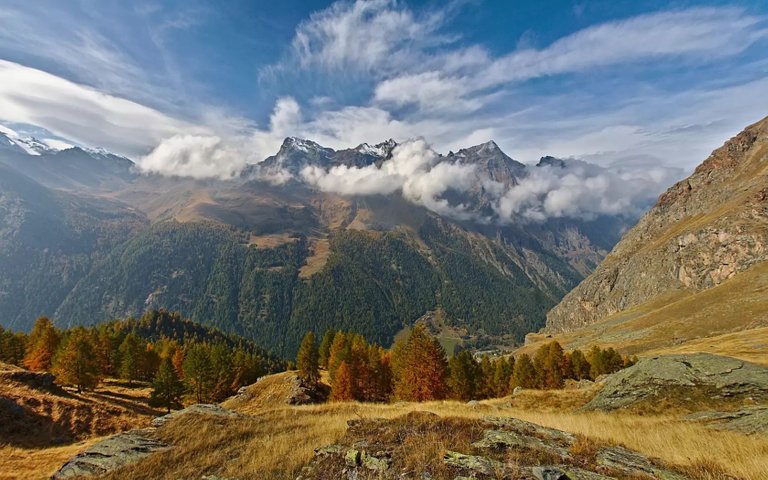 Autumn in Gran Paradiso