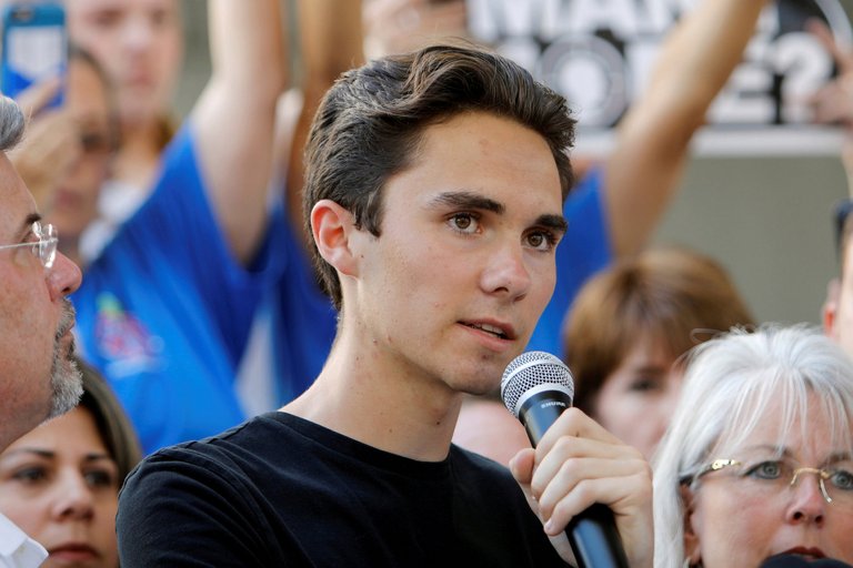 Hogg 16.jpg