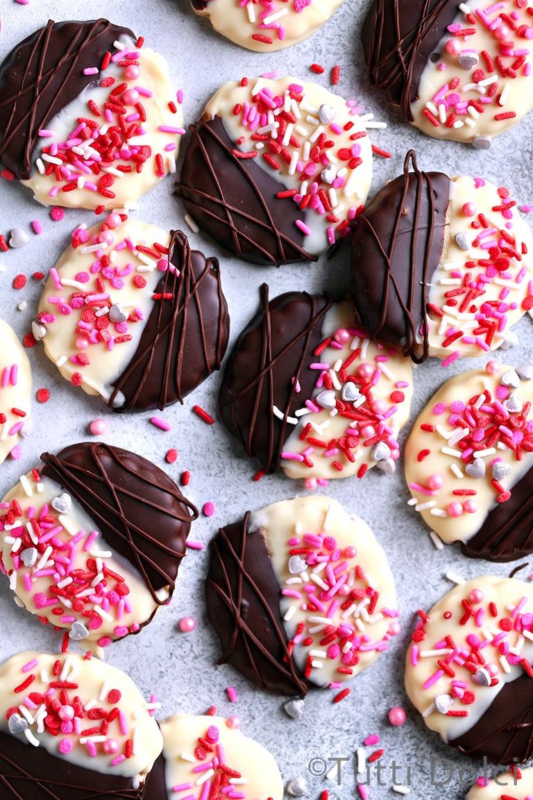 Valentine-Shortbread-Cookies-3-copy.jpg