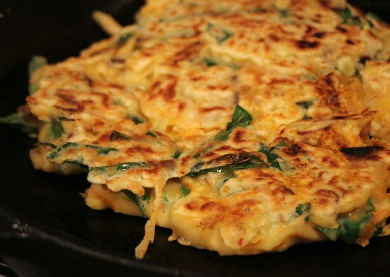 Korean_pancake-Pajeon-06.jpg