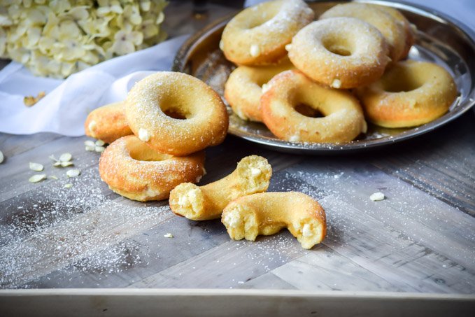 Twinkie Clone Doughnuts, Yum! (2).jpg