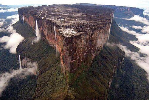 mount-roraima-1343864110.jpg