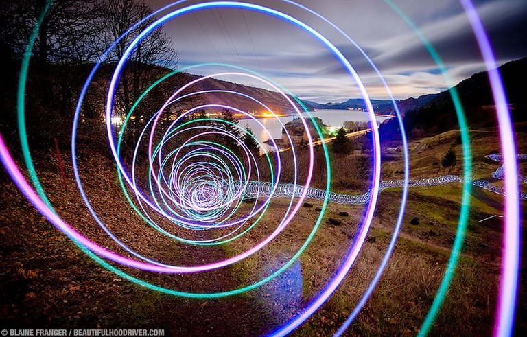 light_painting_mg_6300_1-25.jpg