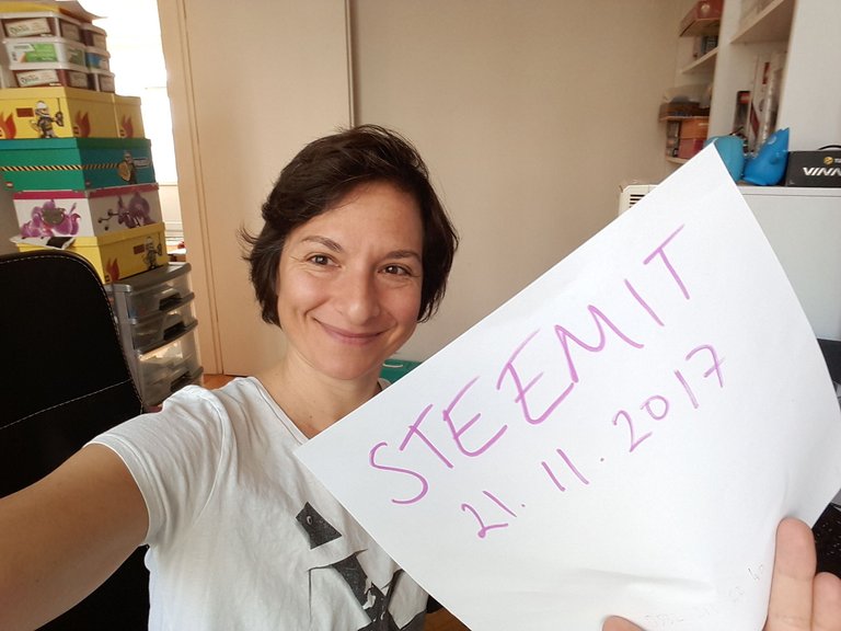 Steemit.jpg