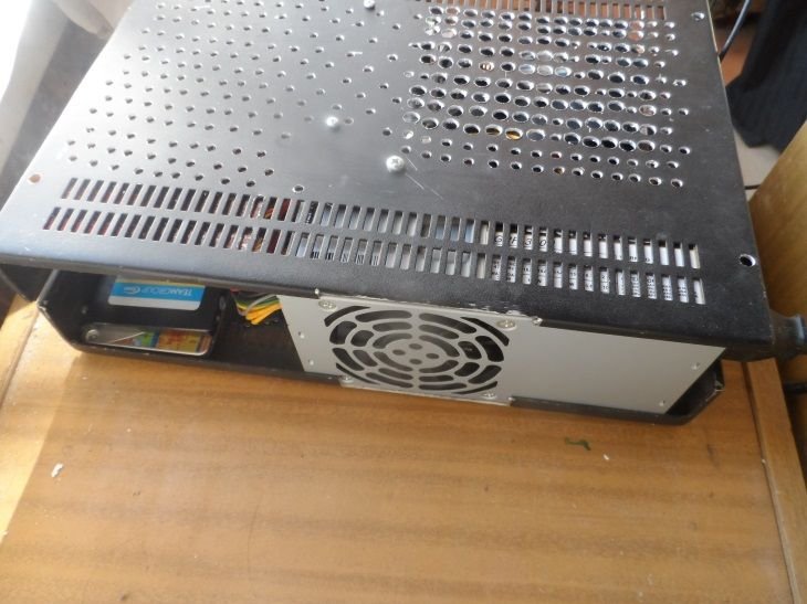 mypccase2.JPG