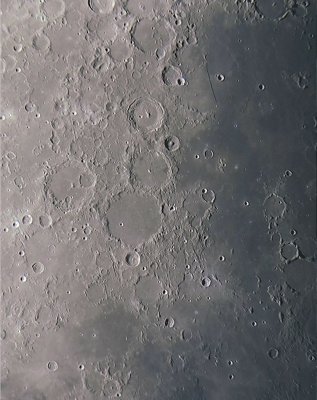 moon1_straightwall.jpg