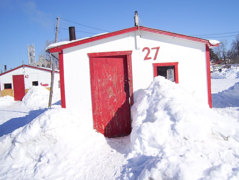 1-cabane roude.JPG