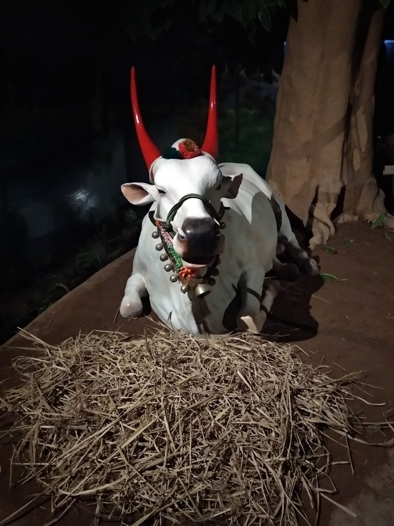 Cow Sculpture - Photo Credits: Chetan Naik