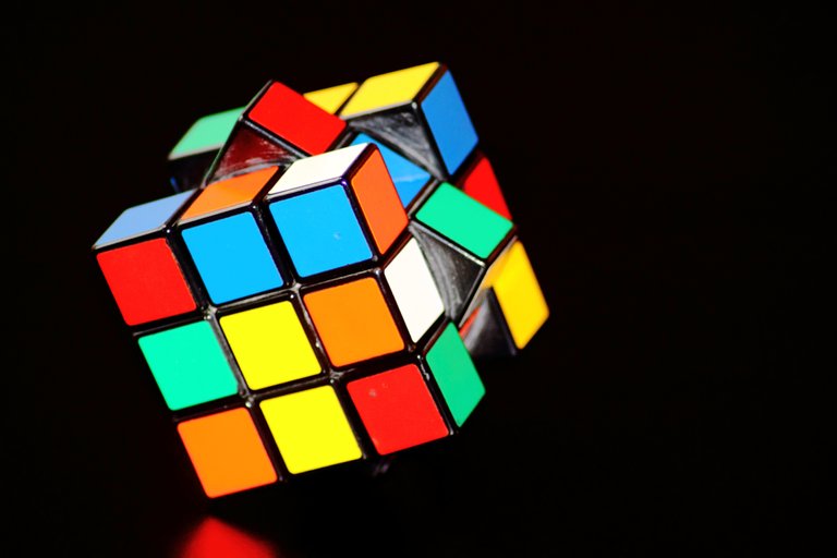 colorful-concentration-cube-54101.jpg