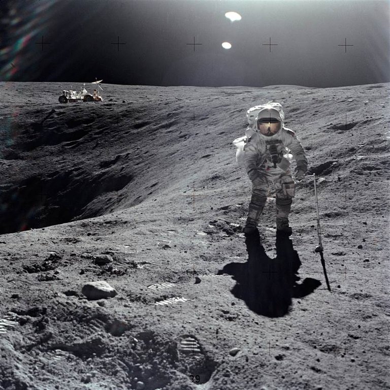 ss-170117-men-who-walked-moon-duke-mn-11_d5e5e7967bee227628bd4bbac1606e54.nbcnews-ux-1024-900.jpg