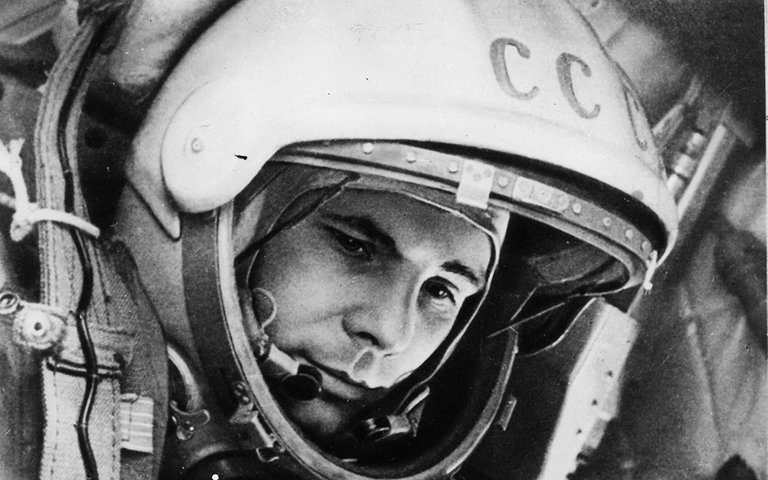 yuri-gagarin-space.jpg