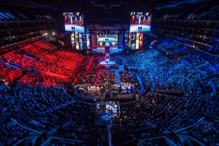 league-of-legfaker-of-skt-t1-atlol-world-championship-at-the-staples-center-lol-world-championshipends-world-championships.jpg