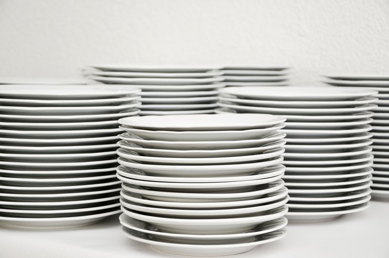 white-cup-plate-rinse-stack-tableware-1234972-pxhere.com.jpg