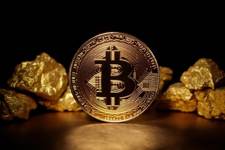 Bitcoin-gold-mound-768x512.jpg