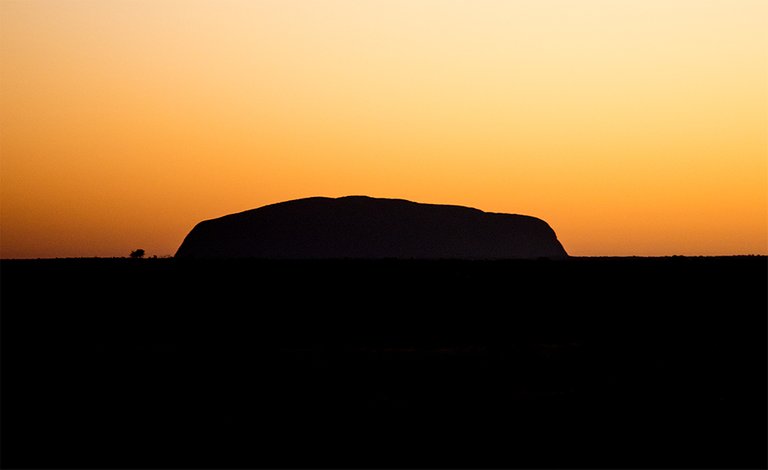 uluru.jpg