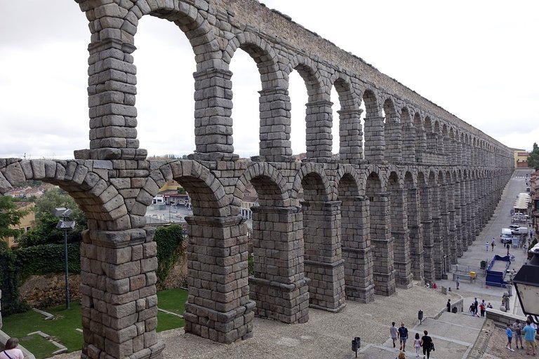 segovia acquedotto.jpg