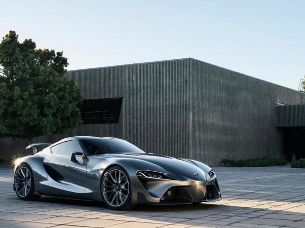 2014-494679-toyota-ft-1-concept-with-graphite-paint1-600x450.jpg