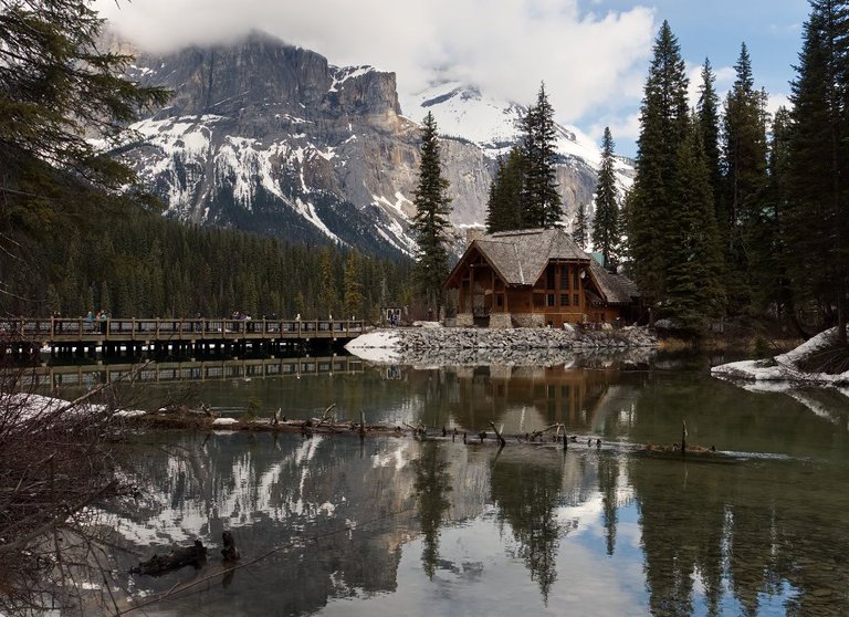 P5100151-emerald-lake-british-columbia-1200.jpg