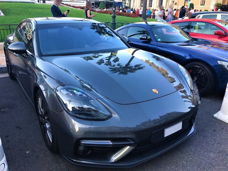 Porsche Panamera v2.JPG