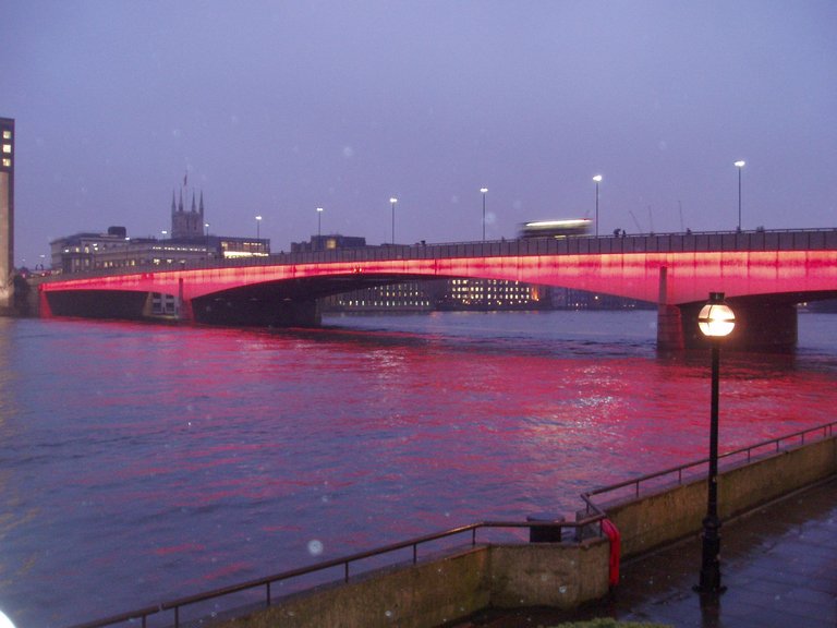 London Bridge.jpg