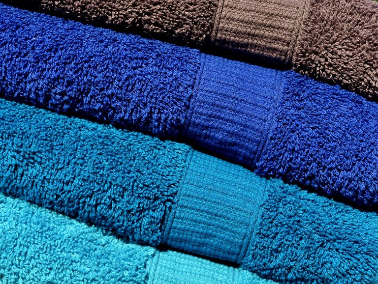 towels-2822910_1920.jpg