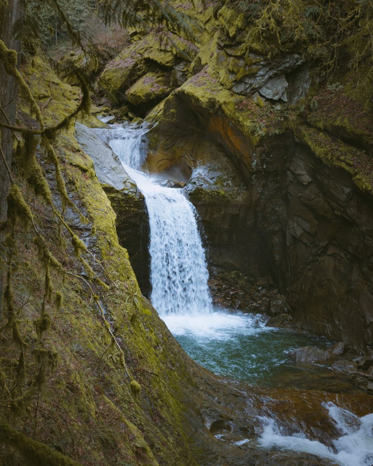 Waterfall4.jpg