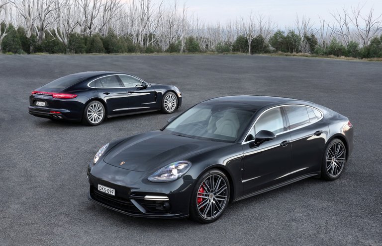 2017-porsche-panamera-aus-4s-turbo-54.jpg