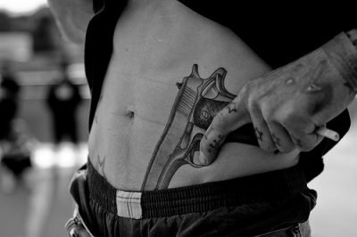 tatuaje-pistola-400x266.jpg