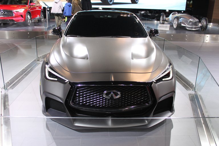 infiniti1.jpg