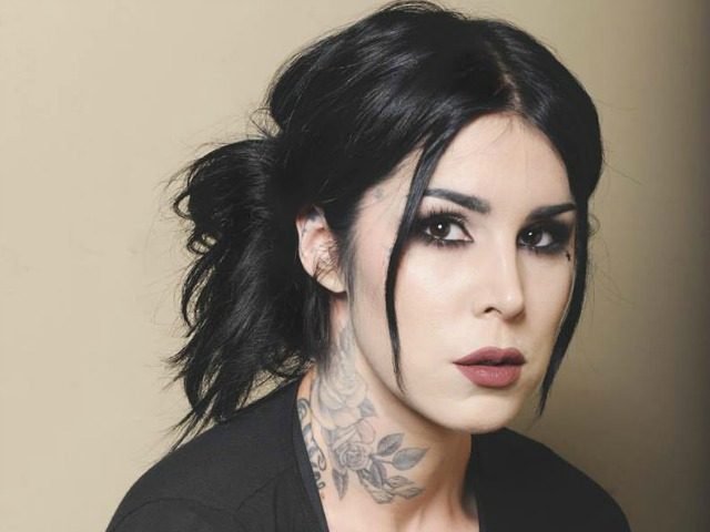 Kat_Von_D_Facebook-640x480.jpg