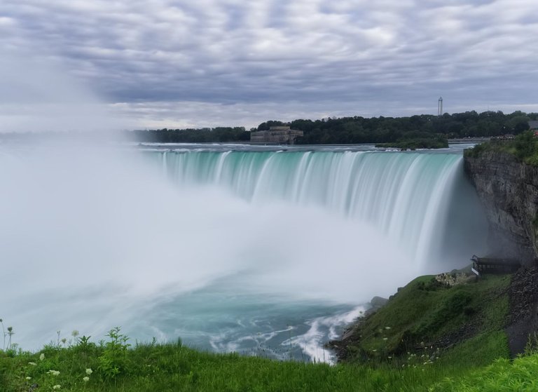 niagara-falls.jpg