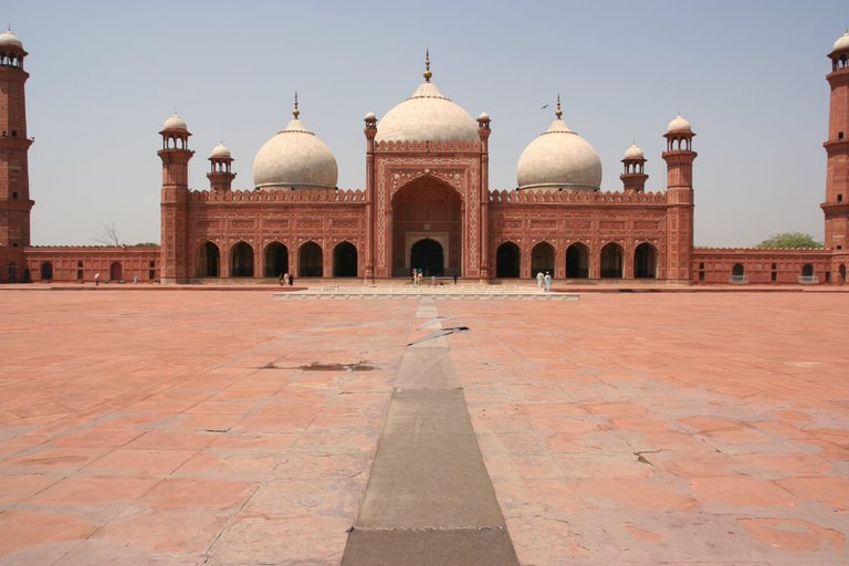 Badshahi-Mosque-HD-Image.jpg