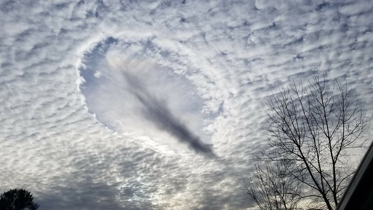 illinois-hole-punch-cloud-1.jpg