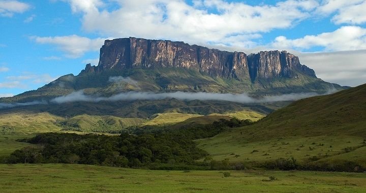 Monte-Roraima-Venezuela.jpg