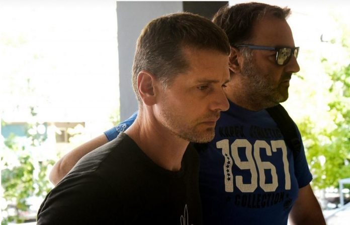 Alexander-Vinnik-admin-of-BTC-e-arrested-in-Greece-for-4-billion-in-Bitcoin-money-laundering.-696x449[1].jpg