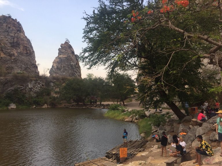 Khao Ngu Stone Park.jpg