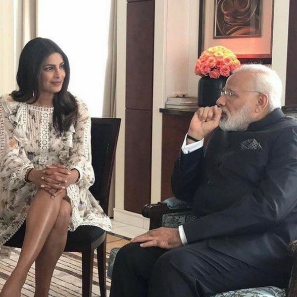 Priyanka-Chopra-Narendra-Modi.jpg