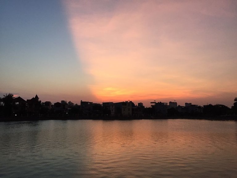 hai phong sunset.JPG