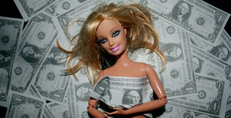 gold-digger-barbie-ealuxe.jpg