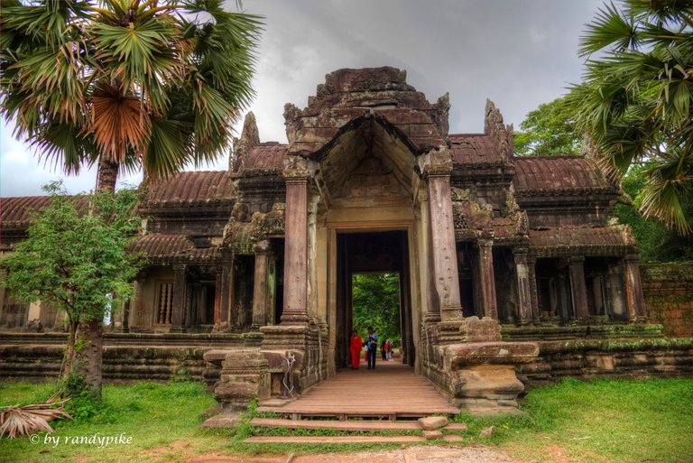 angkorwat1.jpg