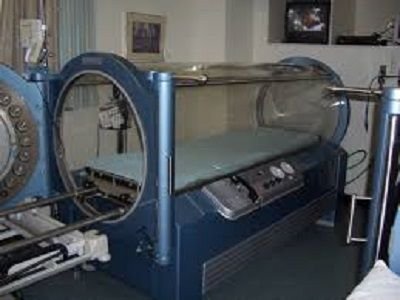 Medical Hyperbaric Oxygen Chamber.jpg