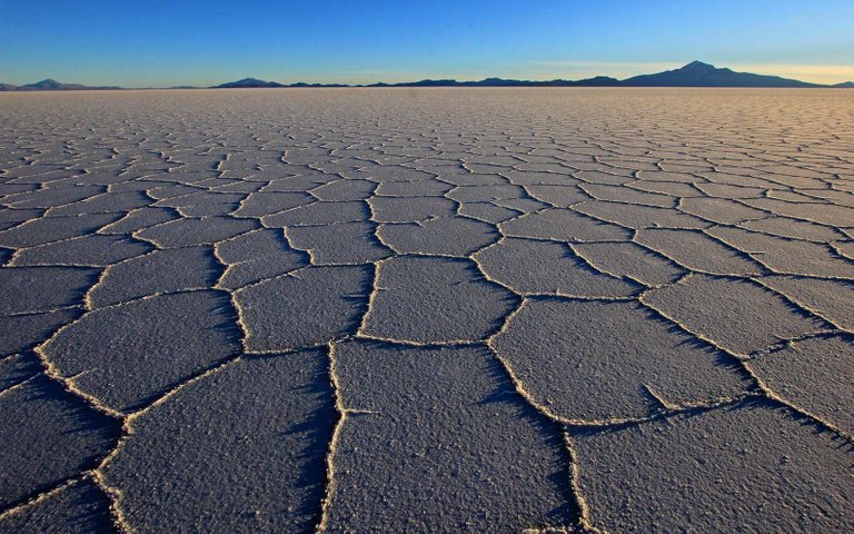 uyuni-salt-flats-bolivia-WRLDSNST1122.jpg