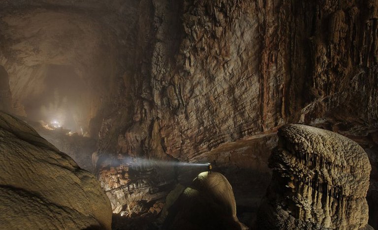 hang-son-doong-cave-vietnam.jpg